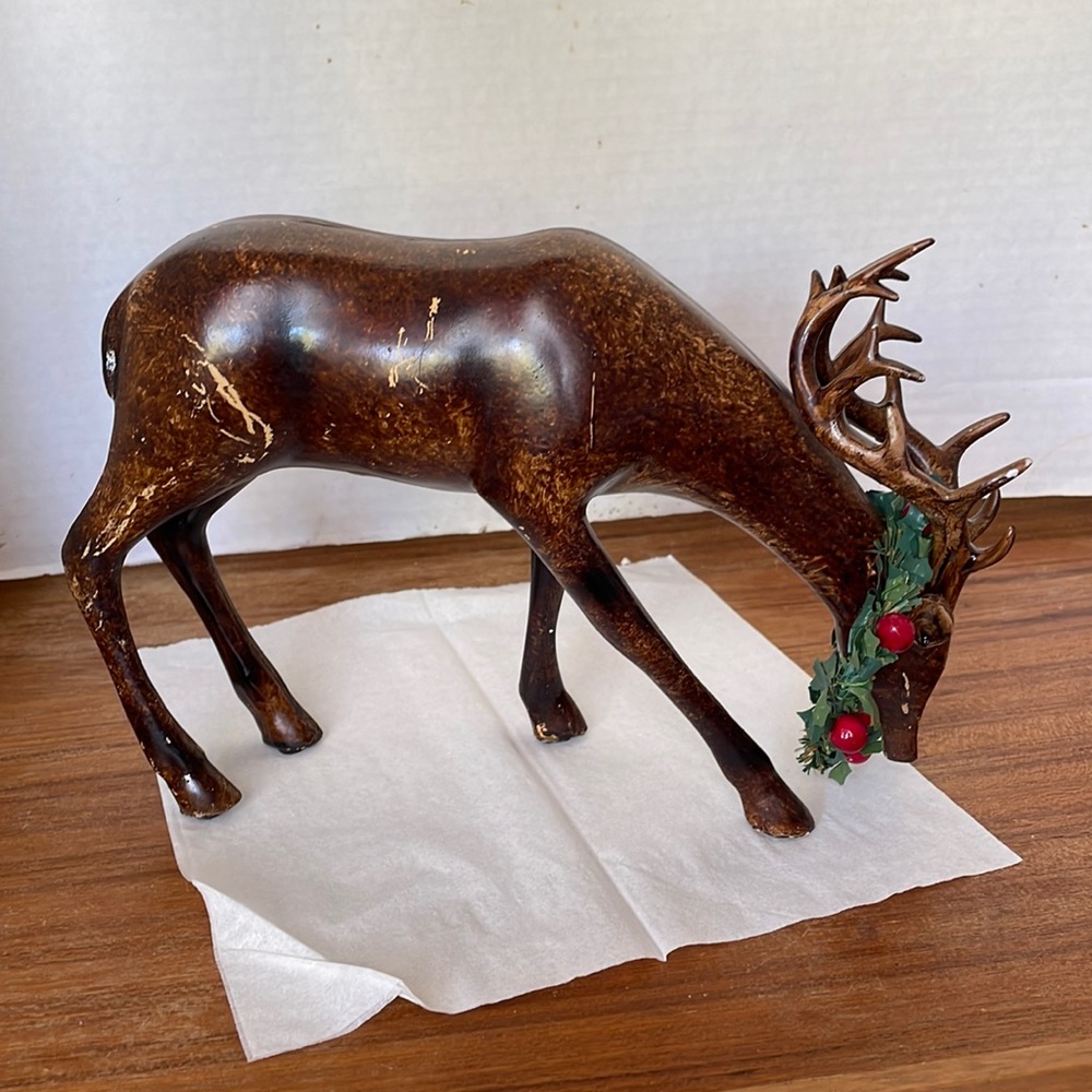 Holiday Wooden Reindeer table decor.